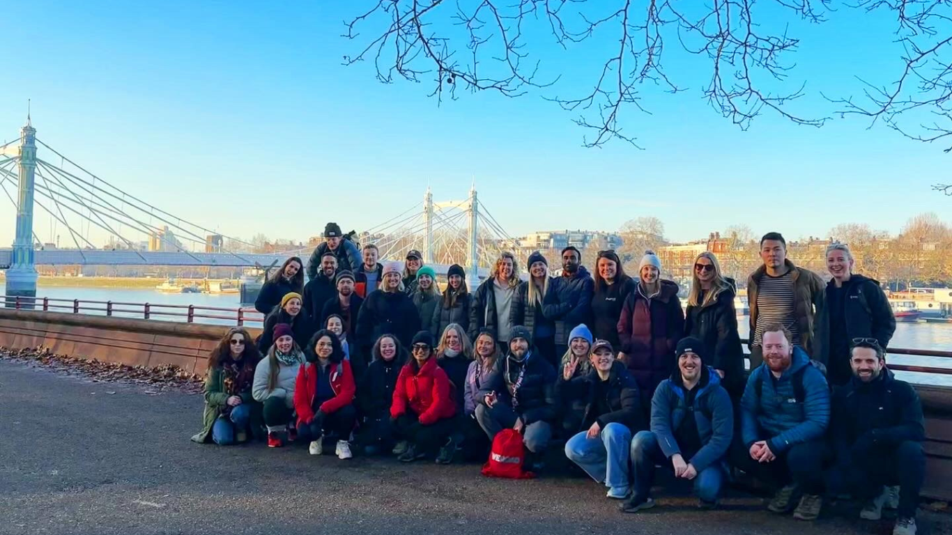 London 16-Bridges + Beerhall